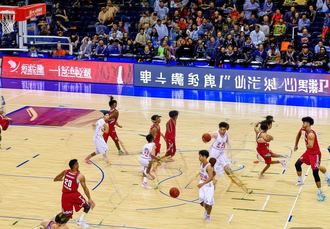 2016 CBA山东对阵广东巅峰之战：战术对决与赛季影响解析(图2)